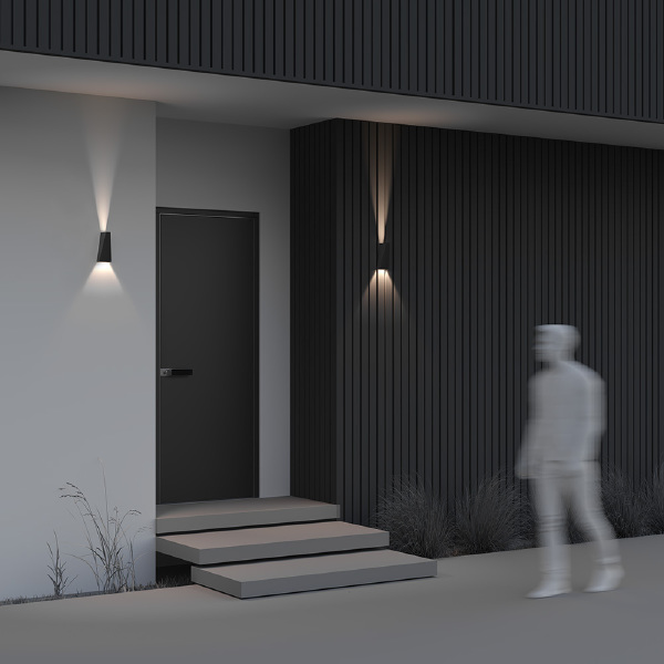 Уличный настенный светильник Times Square O580WL-L6B