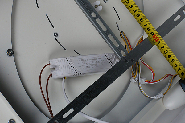 Потолочная люстра Calmazzo OML-06007-80