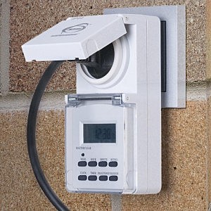 Розетка TMH-E-6 TMH-E-6 16A x1 IP44 Белый