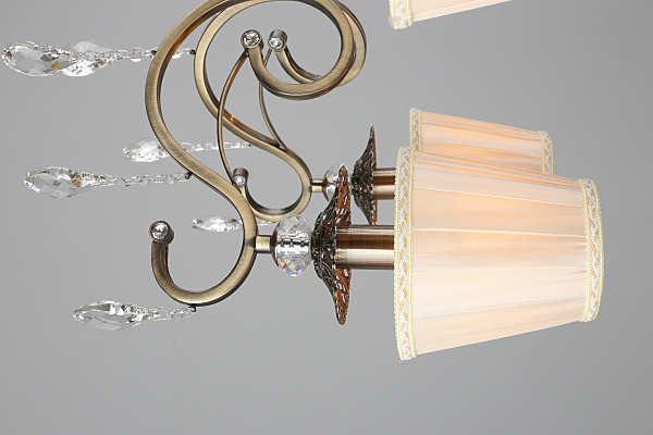 Подвесная люстра Belluno OML-79113-06