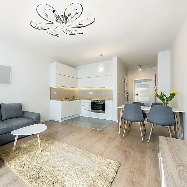 Потолочная люстра Venzel 90082/6 хром 90W