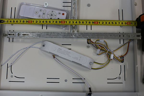 Светильник потолочный white OML-06307-90