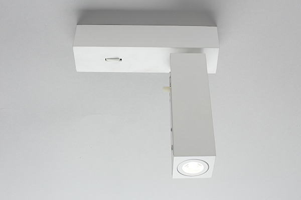 Светильник спот Tartago OML-20901-02