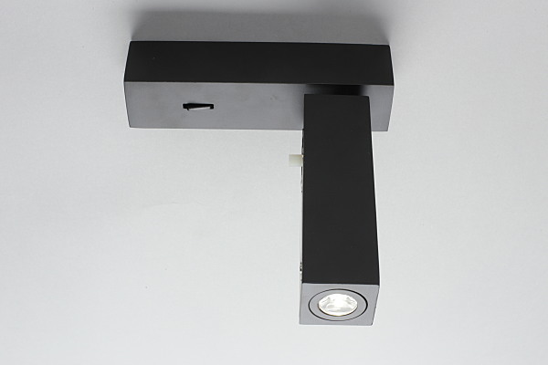 Светильник спот Tartago OML-20911-02