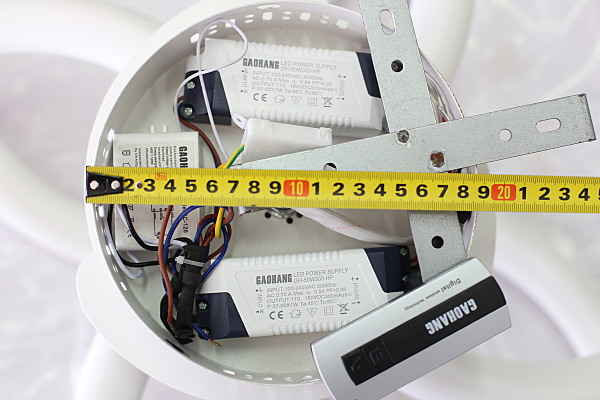 Потолочная люстра Rivale OML-02807-88