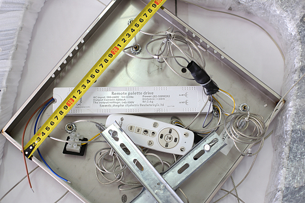 Подвесная люстра Solaro OML-00203-192