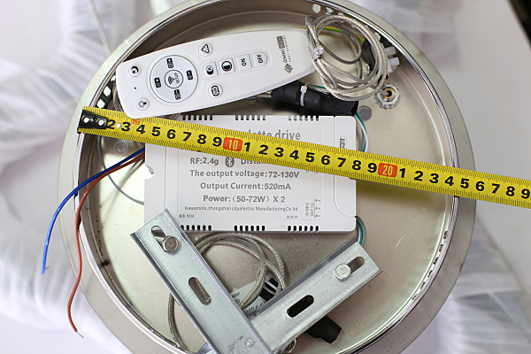 Подвесная люстра Oneto OML-00303-144