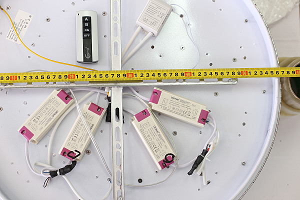 Потолочная люстра Donega OML-03107-116