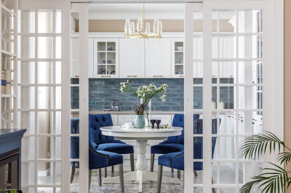 Люстра на штанге Lita H002PL-06G