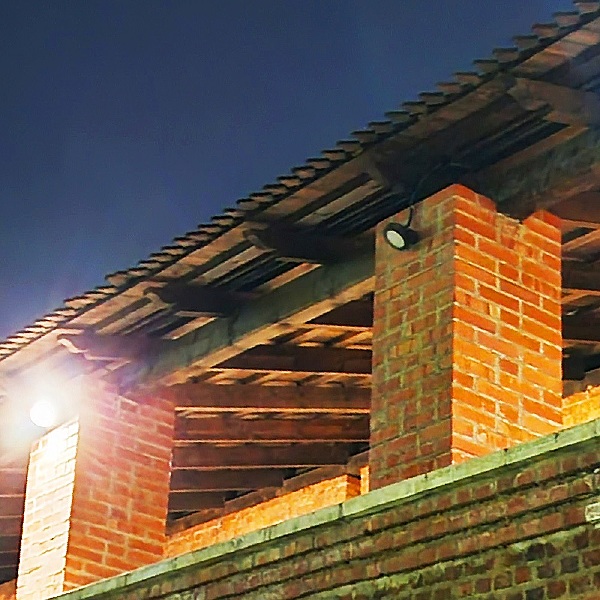 Прожектор уличный Tommy 2M1.000.000.AXD1L