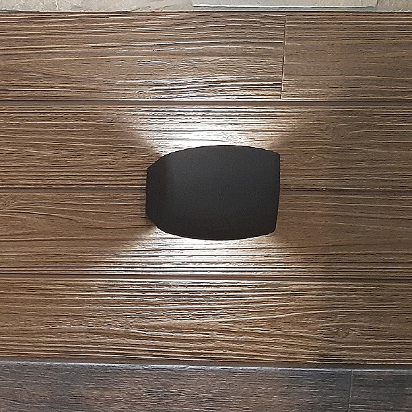 Уличный настенный светильник Abram AB1.000.000.AXJ1L