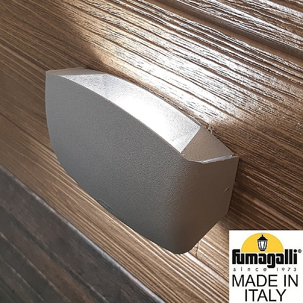 Уличный настенный светильник Abram AB2.000.000.AXK1L