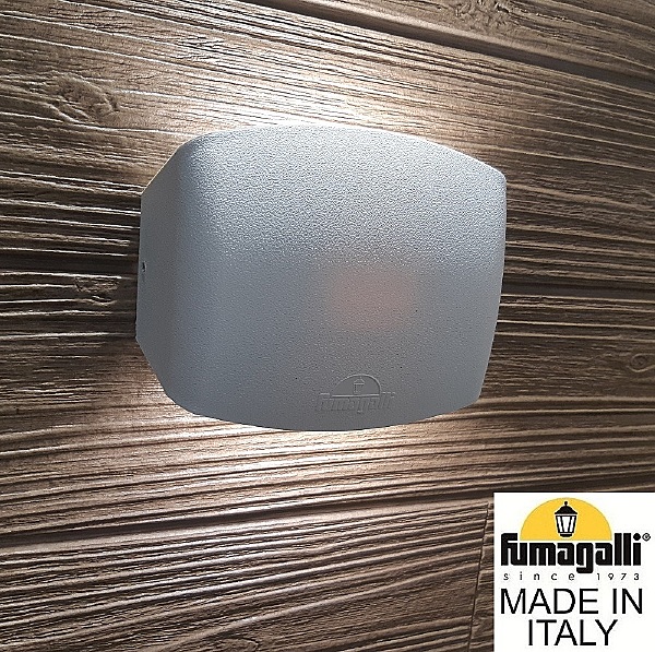 Уличный настенный светильник Abram AB2.000.000.AXK1L