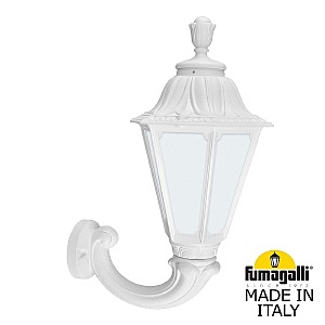 Уличный настенный светильник Rut E26.132.000.WYF1R