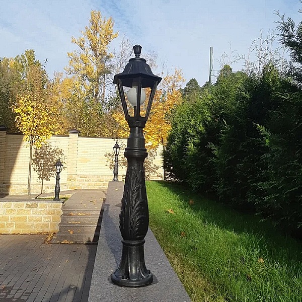 Уличный наземный светильник Rut E26.162.000.AXF1R