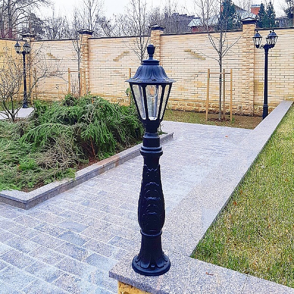 Уличный наземный светильник Rut E26.162.000.AXF1R