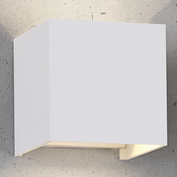 Уличный настенный светильник Davos 6521