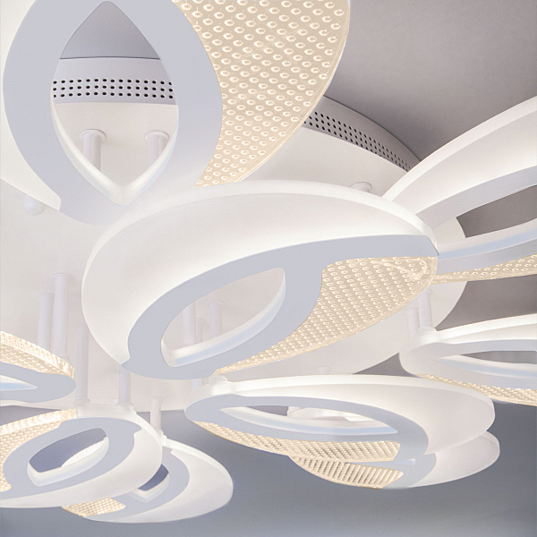 Потолочная люстра Flake 90140/12 белый 168W