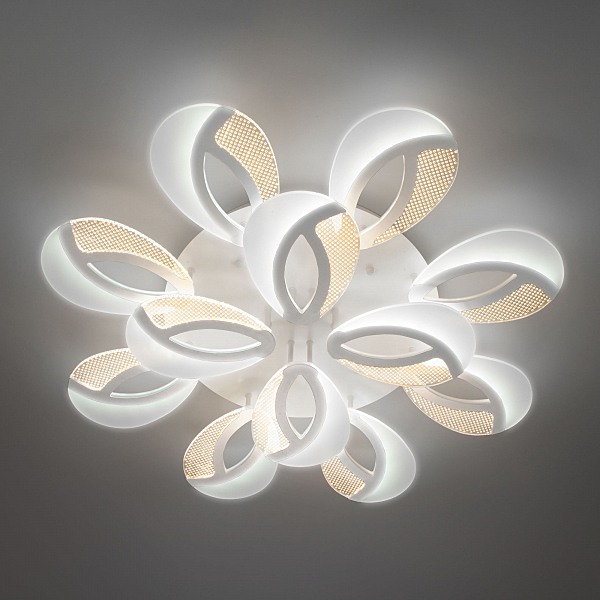 Потолочная люстра Flake 90140/12 белый 168W