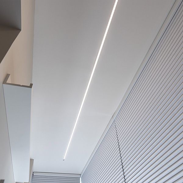 Профиль LL LL-2-ALP007 Встраиваемый алюминиевый профиль для LED ленты (под ленту до 11mm)