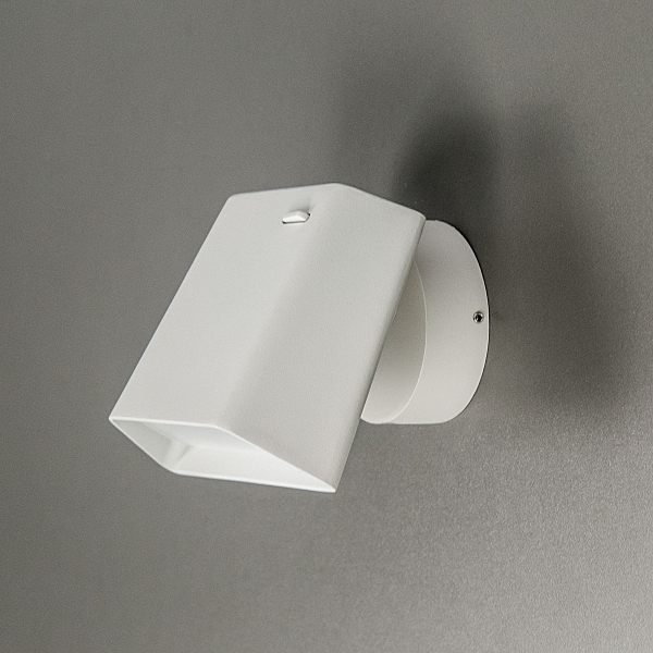 Светильник спот Норман CL533410N