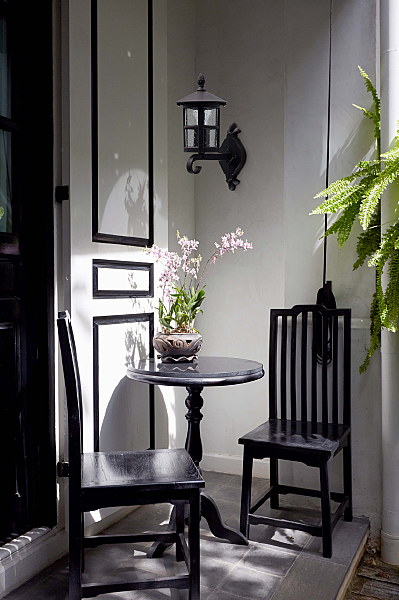 Уличный настенный светильник Телаур 806020801