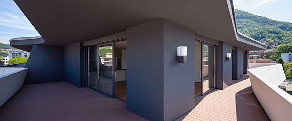 Уличный настенный светильник Меркурий 807023301