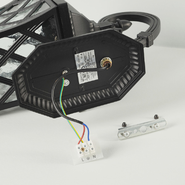 Уличный настенный светильник Tay 5292