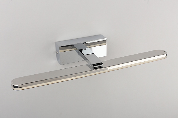 Подсветка зеркал и полок Gressan OML-24201-08