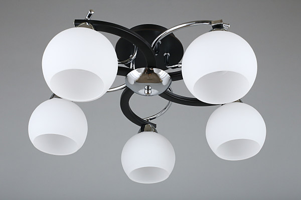 Потолочная люстра Caldiero OML-25407-05