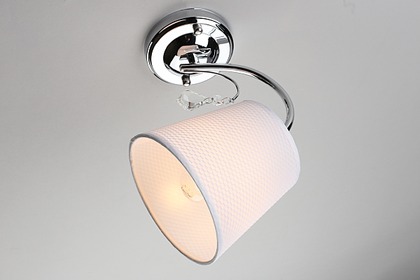 Настенное бра Novello OML-56301-01