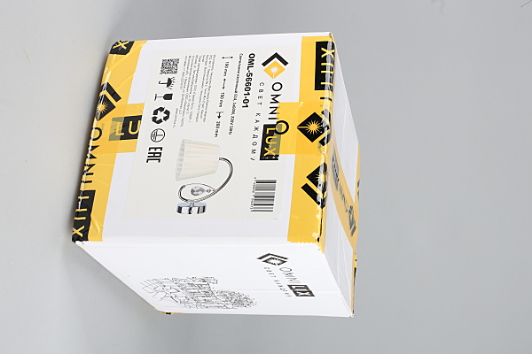 Настенное бра Cardillo OML-56601-01