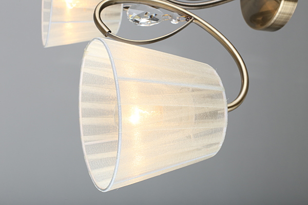 Потолочная люстра Cardillo OML-56617-03