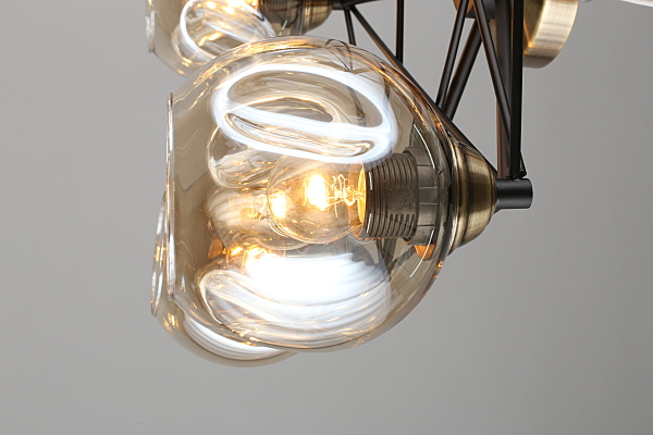 Потолочная люстра Tuenno OML-93507-05