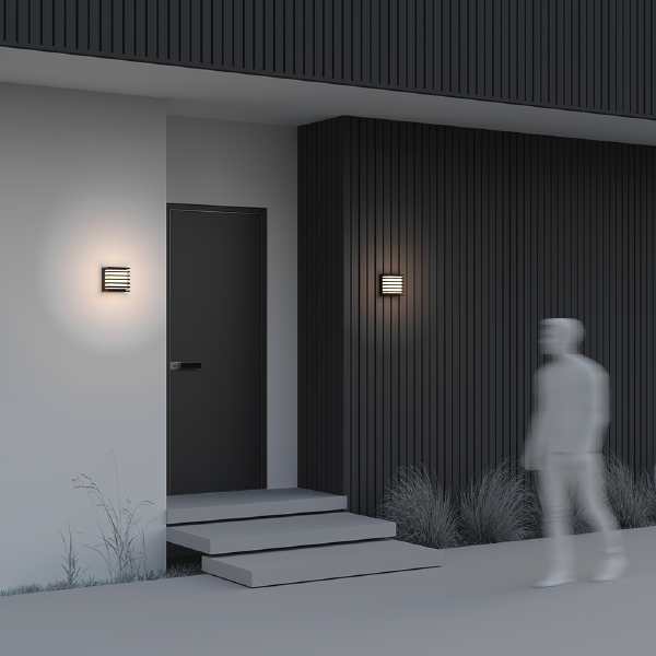 Уличный настенный светильник Downing Street O020WL-L10B4K