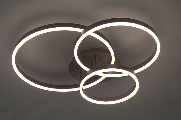 Потолочная люстра Planet 10207/3LED