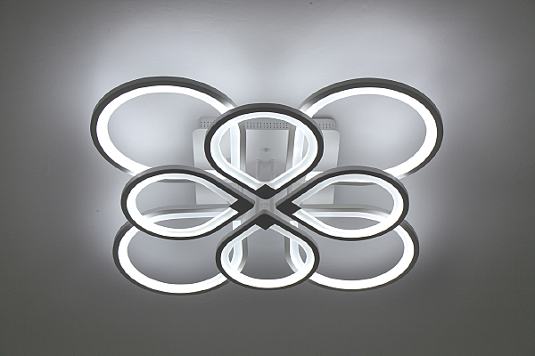 Потолочная люстра 10215 10215/8LED