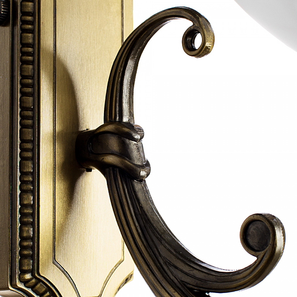 Настенное бра Arte Lamp WINDSOR WHITE A3777AP-1AB
