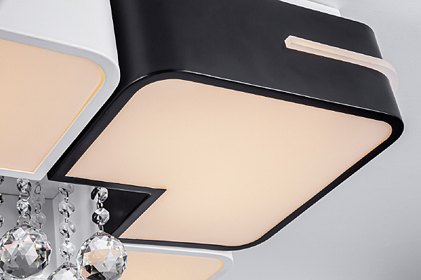 Потолочная люстра Nicole 10215/4LED