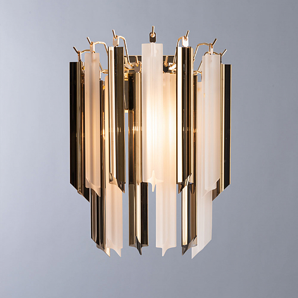 Настенное бра Frizzante 1681/01 AP-1