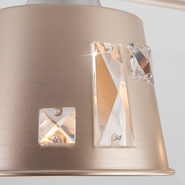 Настенное бра Benna 70105/1 шампань