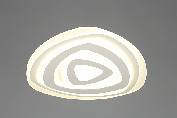 Потолочная люстра Clanezzo OML-07107-164