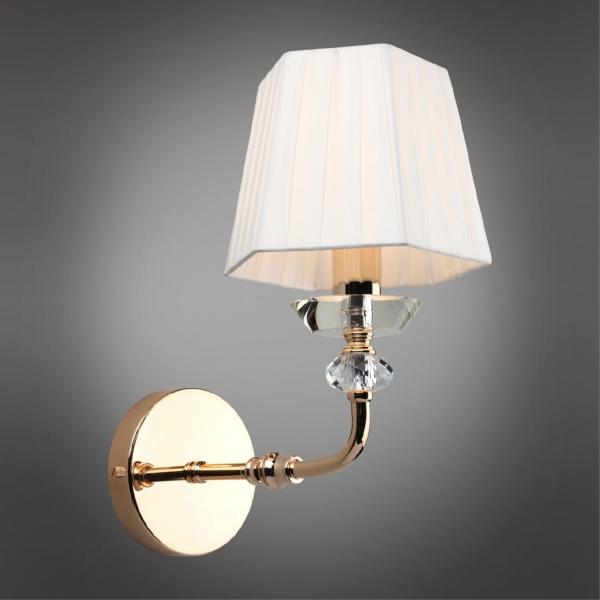 Настенное бра Laglio OML-88201-01