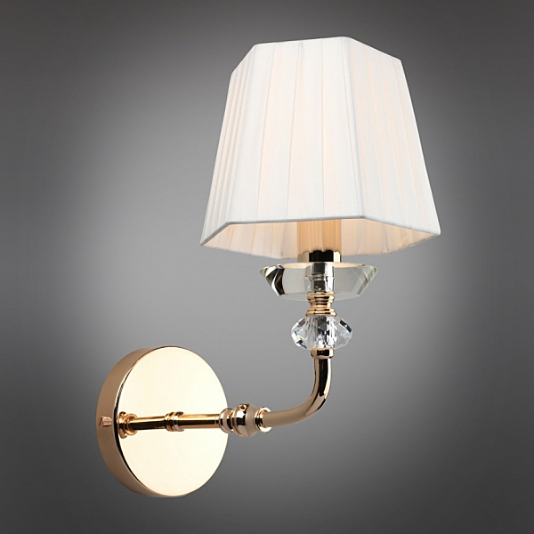 Настенное бра Laglio OML-88201-01