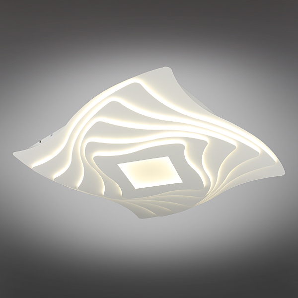 Потолочная люстра Benevello OML-07807-410