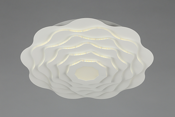 Потолочная люстра Varedo OML-07907-188