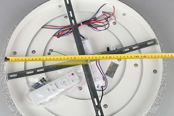 Потолочная люстра Tessera OML-08107-152