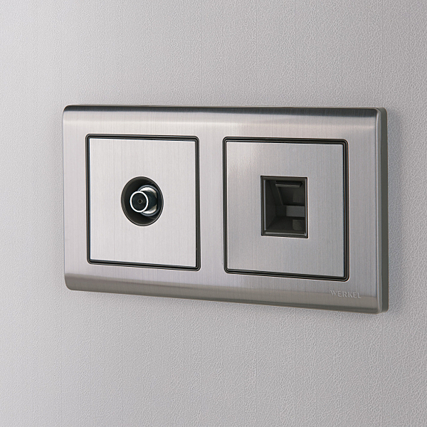 WL02-RJ-CP/ Накладка для розетки Ethernet RJ-45 и телефонной розетки RJ11 (глянцевый никель)
