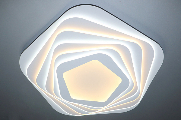 Потолочная люстра LED 81039/8C