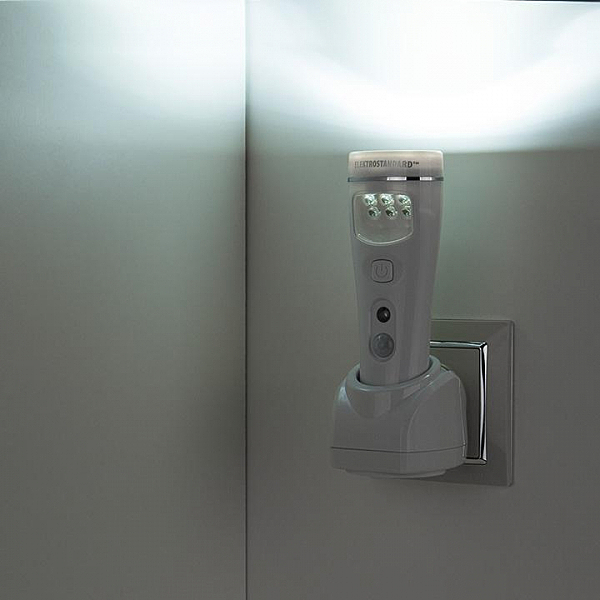 Фонарик Elektrostandard FLF17-16,5-2W 16led WH (Glow)